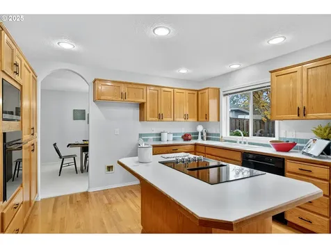 6889 SW Hollybrook Court Wilsonville OR 97070