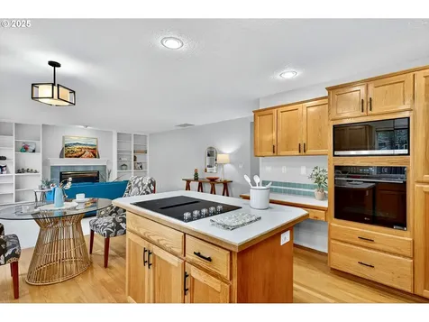 6889 SW Hollybrook Court Wilsonville OR 97070