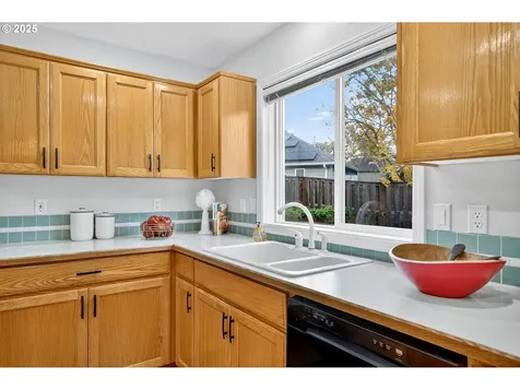 6889 SW Hollybrook Court Wilsonville OR 97070