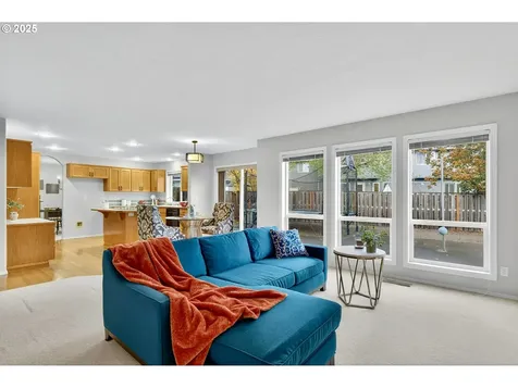 6889 SW Hollybrook Court Wilsonville OR 97070