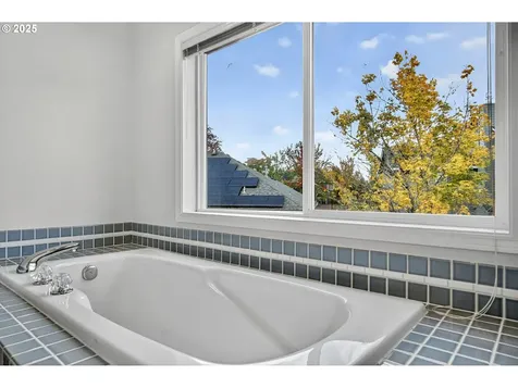 6889 SW Hollybrook Court Wilsonville OR 97070