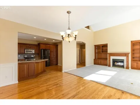 2709 N Holiday Lane Newberg OR 97132
