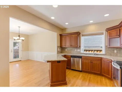 2709 N Holiday Lane Newberg OR 97132