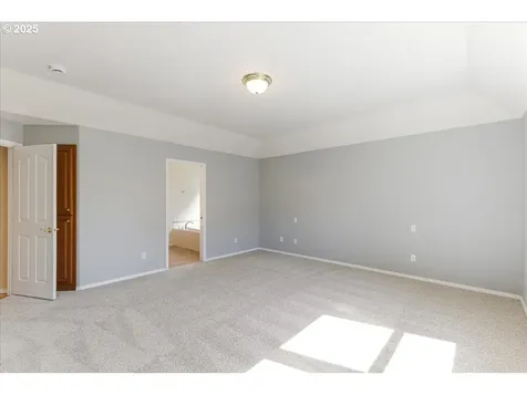 2709 N Holiday Lane Newberg OR 97132