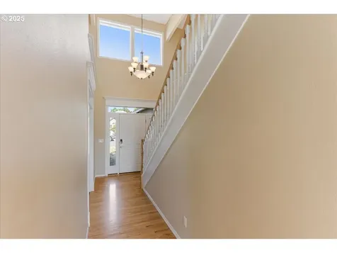 2709 N Holiday Lane Newberg OR 97132