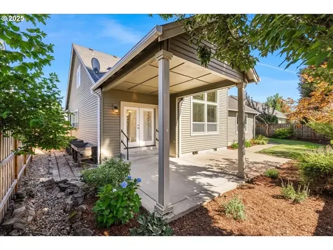 2709 N Holiday Lane Newberg OR 97132