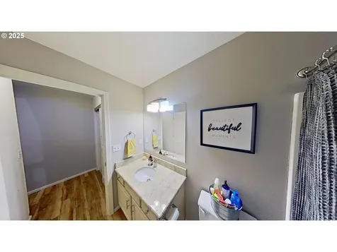1849 NE Todd Street Roseburg OR 97470