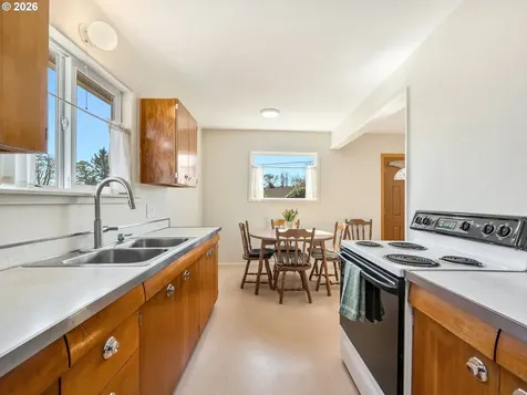 92277 Youngs River Road Astoria OR 97103
