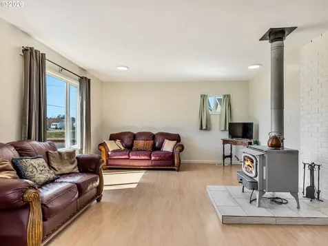92277 Youngs River Road Astoria OR 97103