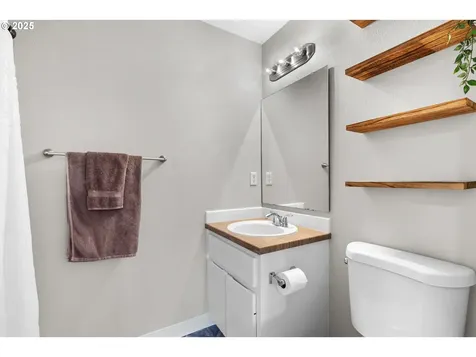 4605 NE Leverich Court Vancouver WA 98663