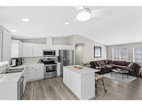 4605 NE Leverich Court Vancouver WA 98663