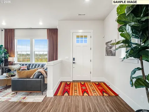16894 SW Cairn Lane King City OR 97140