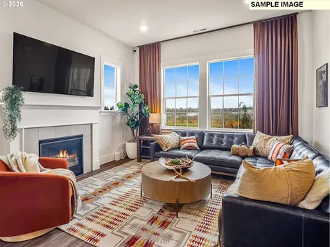 16894 SW Cairn Lane King City OR 97140