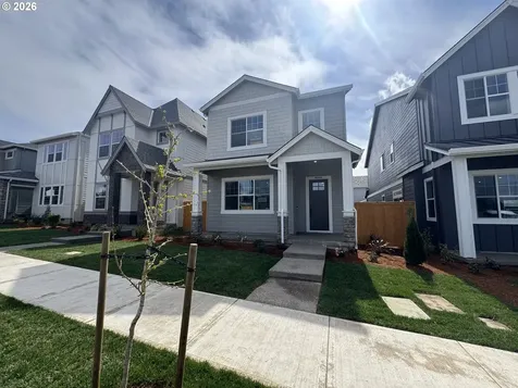 16894 SW Cairn Lane King City OR 97140