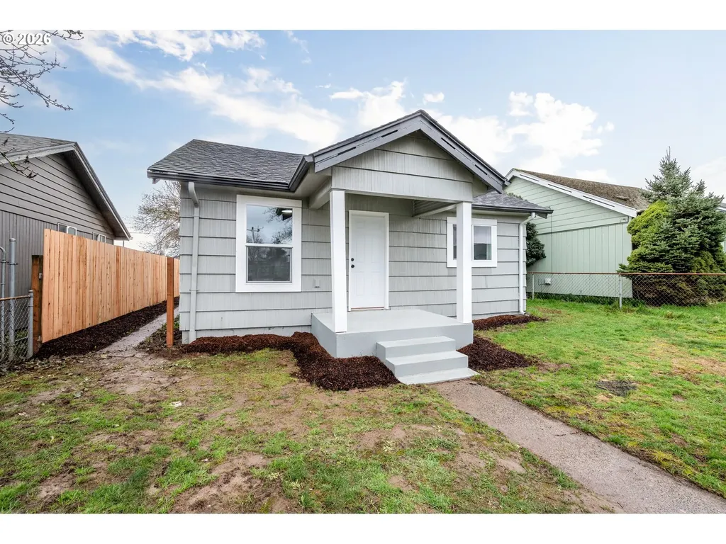 288 21st Avenue Longview WA 98632