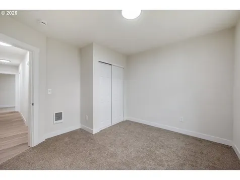288 21st Avenue Longview WA 98632