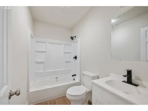 288 21st Avenue Longview WA 98632