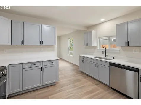 288 21st Avenue Longview WA 98632