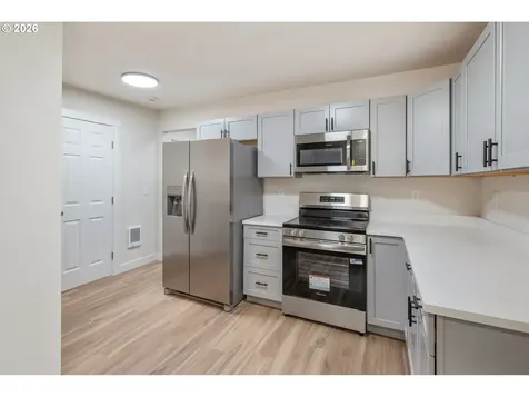 288 21st Avenue Longview WA 98632