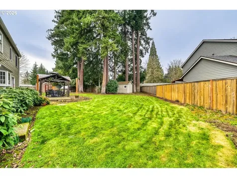1555 S Evergreen Street Canby OR 97013