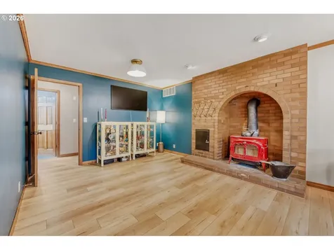 1555 S Evergreen Street Canby OR 97013