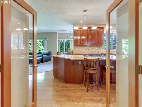 2061 Bay Meadows Drive West Linn OR 97068