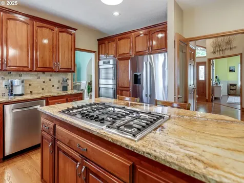 2061 Bay Meadows Drive West Linn OR 97068