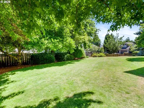 2061 Bay Meadows Drive West Linn OR 97068