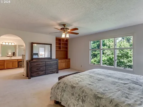 2061 Bay Meadows Drive West Linn OR 97068