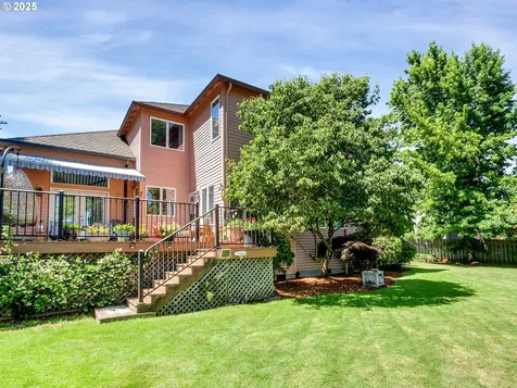 2061 Bay Meadows Drive West Linn OR 97068