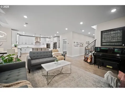 1812 N 4th Way Ridgefield WA 98642
