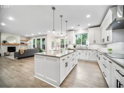1812 N 4th Way Ridgefield WA 98642