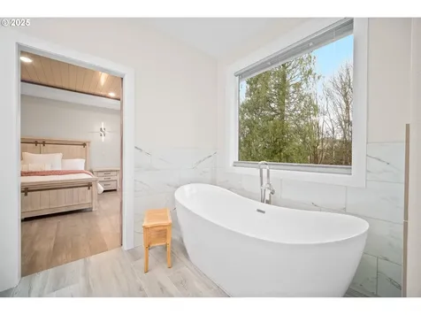 1812 N 4th Way Ridgefield WA 98642