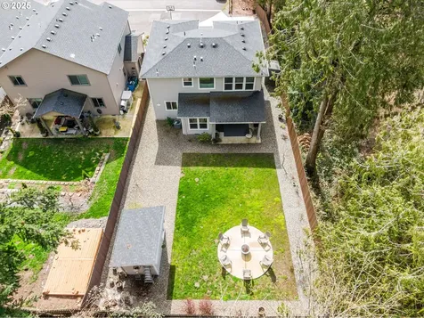 1812 N 4th Way Ridgefield WA 98642