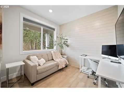 1812 N 4th Way Ridgefield WA 98642