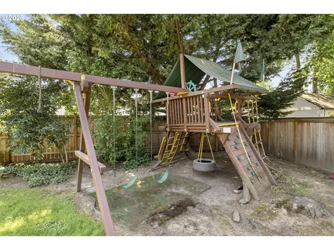 8820 SW Nisqually Court Tualatin OR 97062