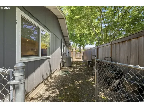 8820 SW Nisqually Court Tualatin OR 97062