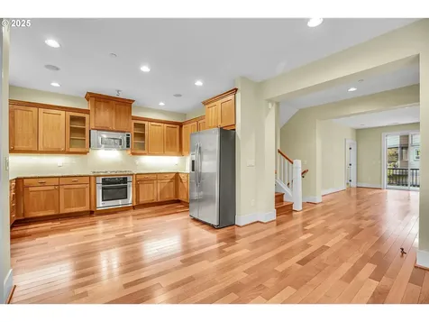 10441 SW Windwood Way Portland OR 97225