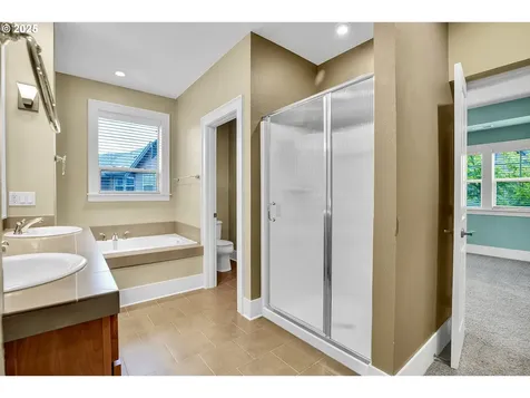 10441 SW Windwood Way Portland OR 97225