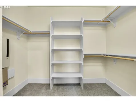 10441 SW Windwood Way Portland OR 97225