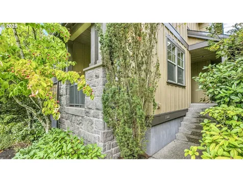 10441 SW Windwood Way Portland OR 97225