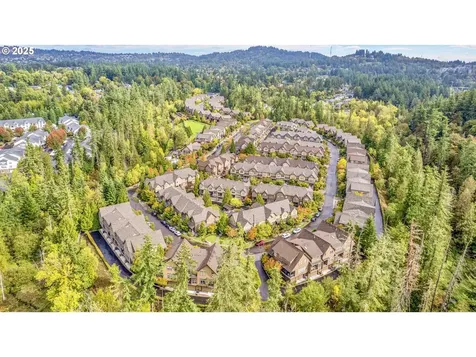 10441 SW Windwood Way Portland OR 97225
