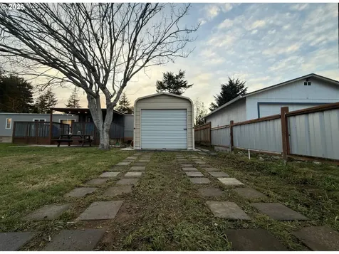232 NE Ohio Avenue Bandon OR 97411