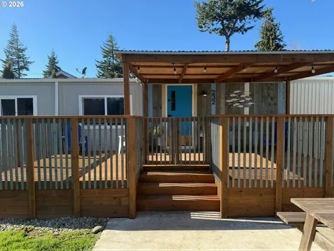 232 NE Ohio Avenue Bandon OR 97411