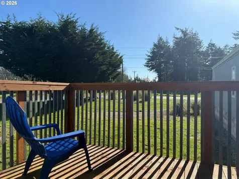232 NE Ohio Avenue Bandon OR 97411
