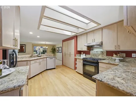 880 Spyglass Drive Eugene OR 97401
