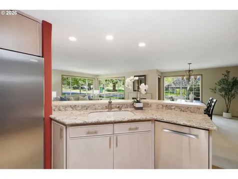 880 Spyglass Drive Eugene OR 97401