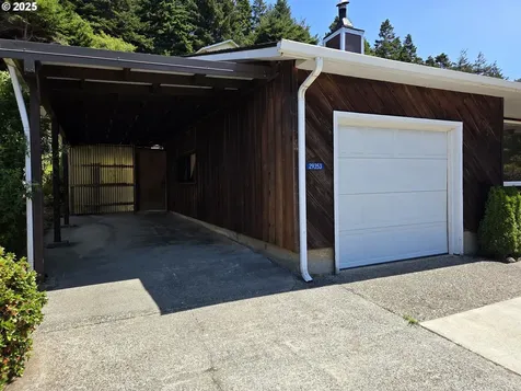 29353 Vera Street Gold Beach OR 97444