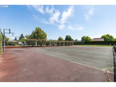 1199 N Terry Street Eugene OR 97402
