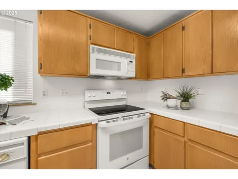 14029 SE Summerfield Loop Happy Valley OR 97086
